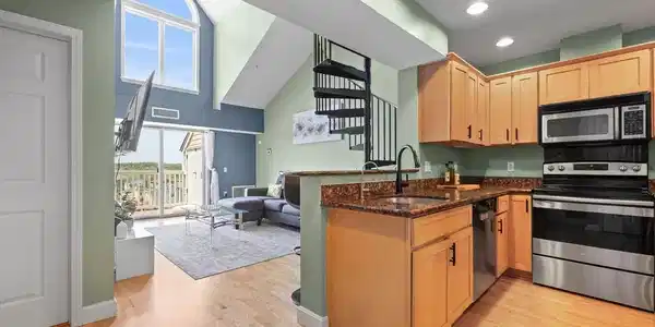 360 Revere Beach Blvd