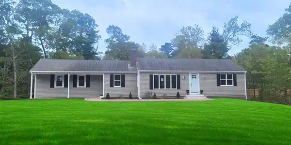 55 Meigs Ln