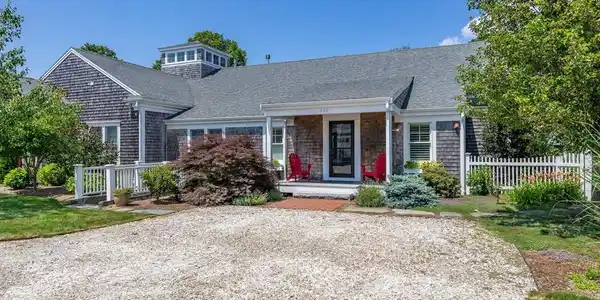 950 Massasoit Road