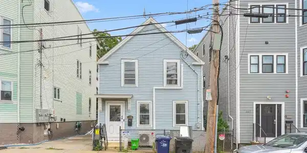 449 Frankfort St