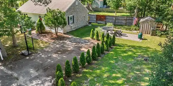 111 Swan Lake Rd