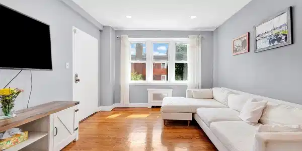 9 Twomey Ct