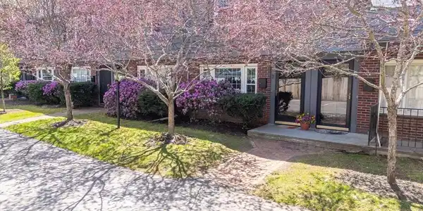 27 Norwood Avenue