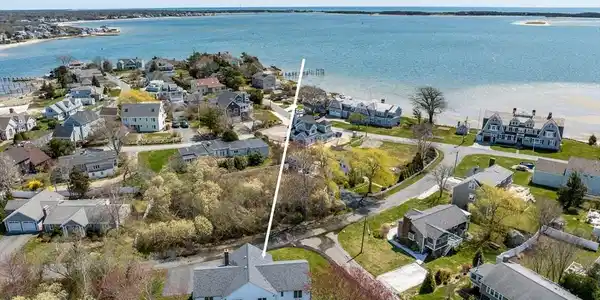 33 Island View Rd