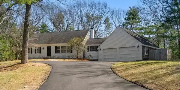 31 James Rd