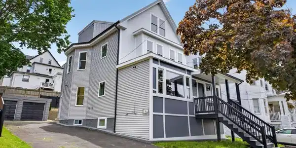 21 Hutchinson