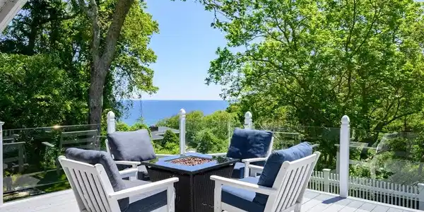 100 Pawtuxet Rd