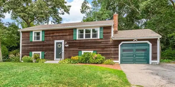 2 Tanglewood Drive