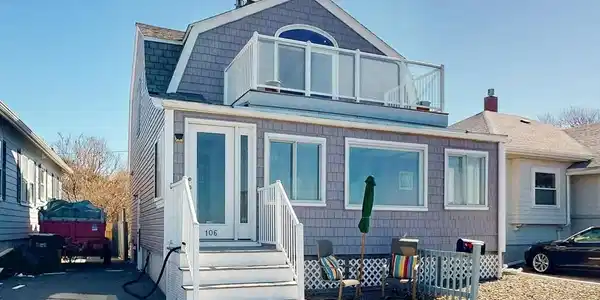 106 Grand View Avenue