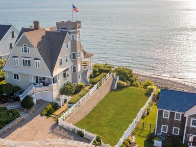 2 Bluff Road