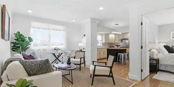 133 Beacon St