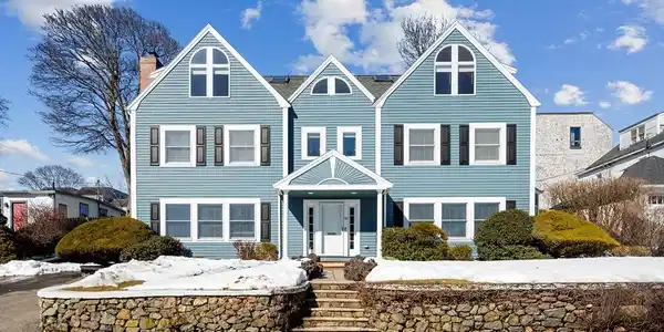 10 Redstone Lane