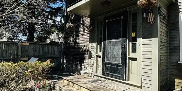 141 Hale St.