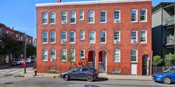 84-86 Savin Hill Avenue