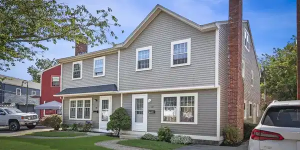 33 Heritage Way