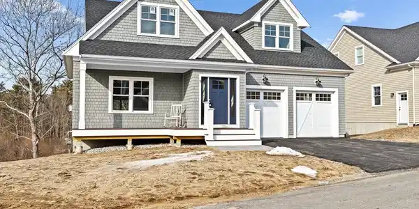 5 Fieldstone Farm Way