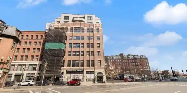 121 Portland St