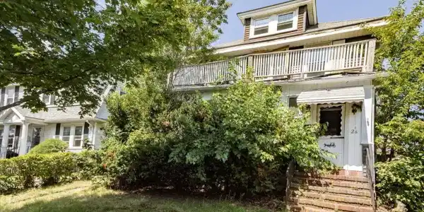 26 Buckingham Road