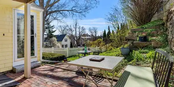 40-R Prospect St
