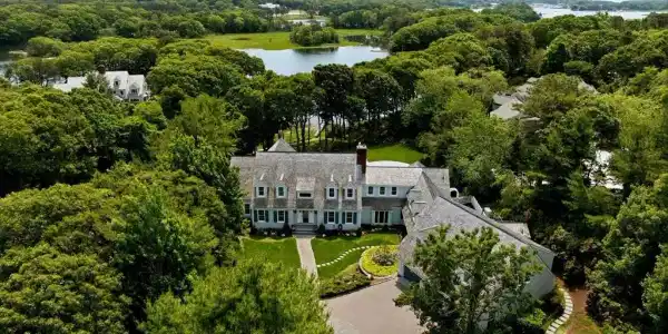 375 Baxters Neck Rd