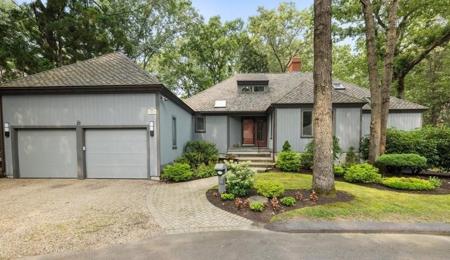 31 One Salem Street