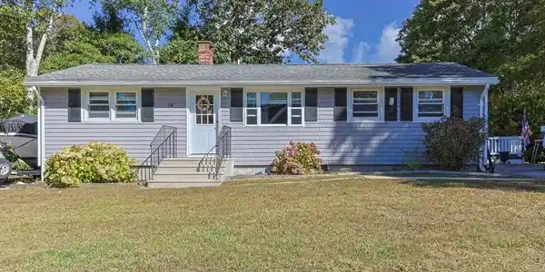 16 Fairfield Dr