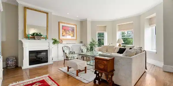 33 Chestnut St