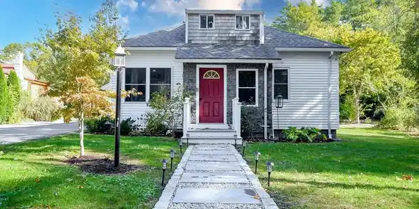 5 Hermitage Rd