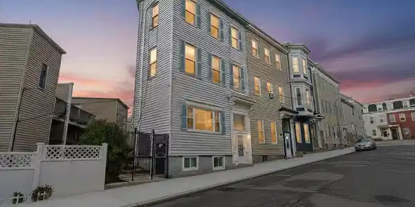 13 Knowlton Street