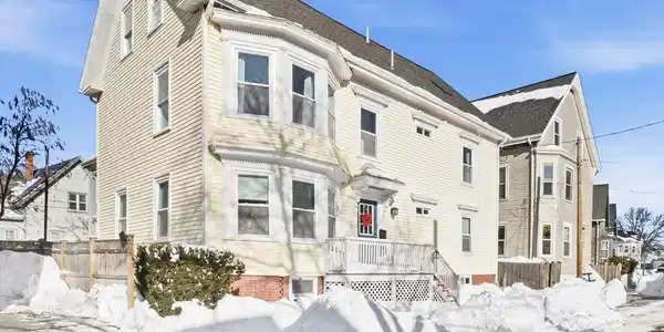 21 Emerton St