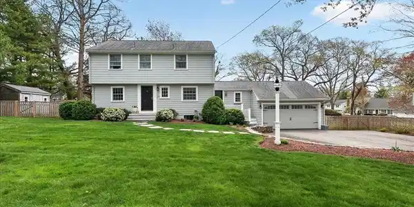 75 Brewster Rd