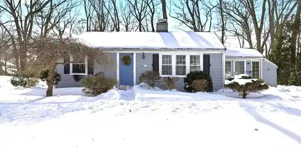 20 Lee Ave