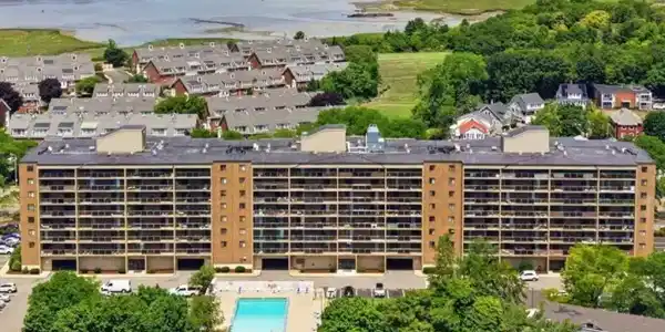 175 Quincy Shore Dr