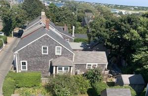 8 York St