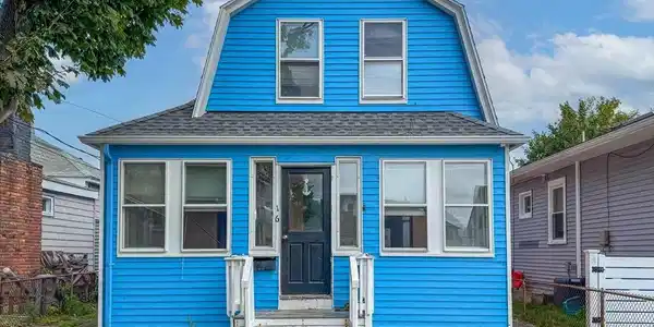 16 Pebble Ave