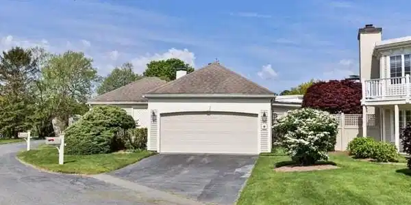 1114 Orleans Rd