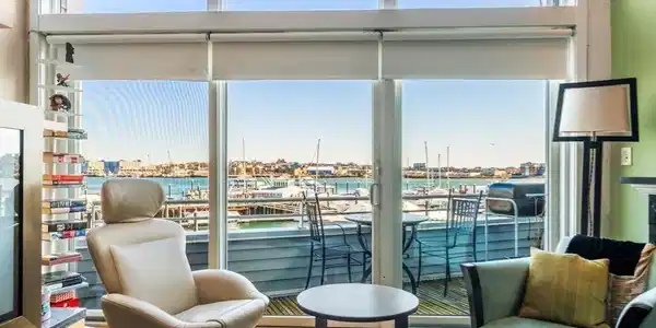 59 Constellation Wharf
