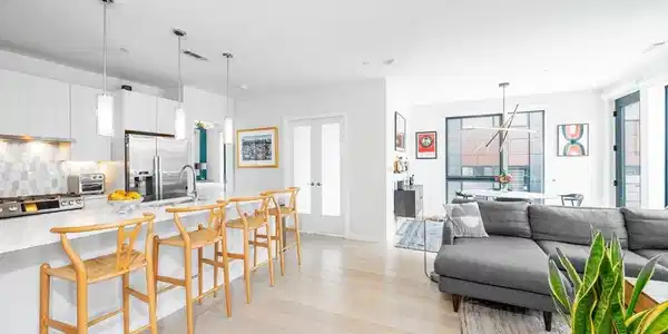 45 W 3rd St