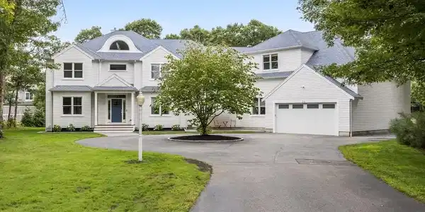 26 Ben Davis Ln