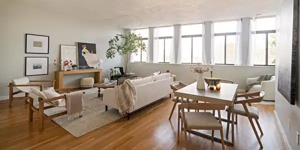 99 Gove St