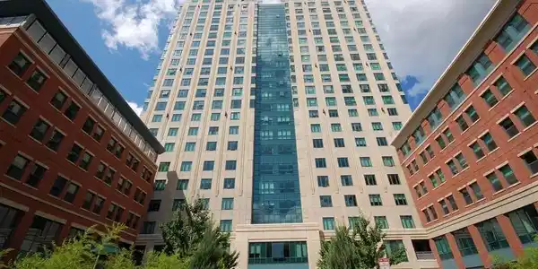 1 Nassau St