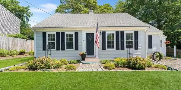 20 Amvets Ave