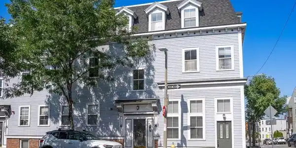 352 West 3rd Street