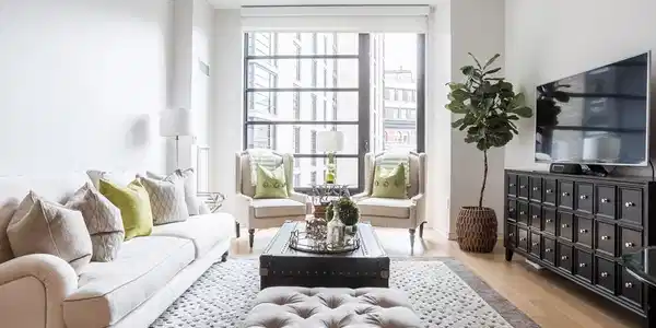 580 Washington St
