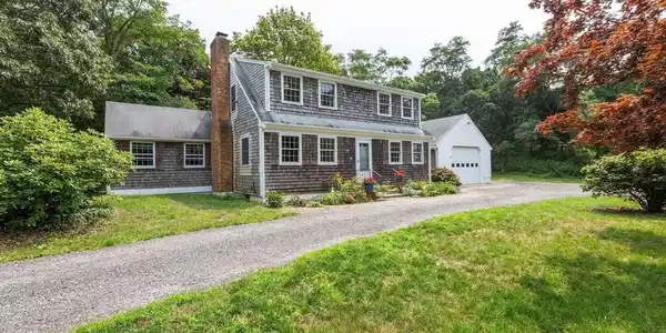 9 S Highland Road