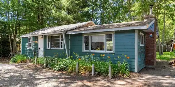12 Edgewood Dr