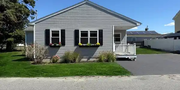 32 Veranda Ave