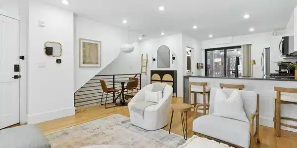 4 - 6 Everett Place