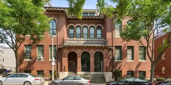 486 East 3rd Street