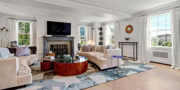 25 Beacon Street